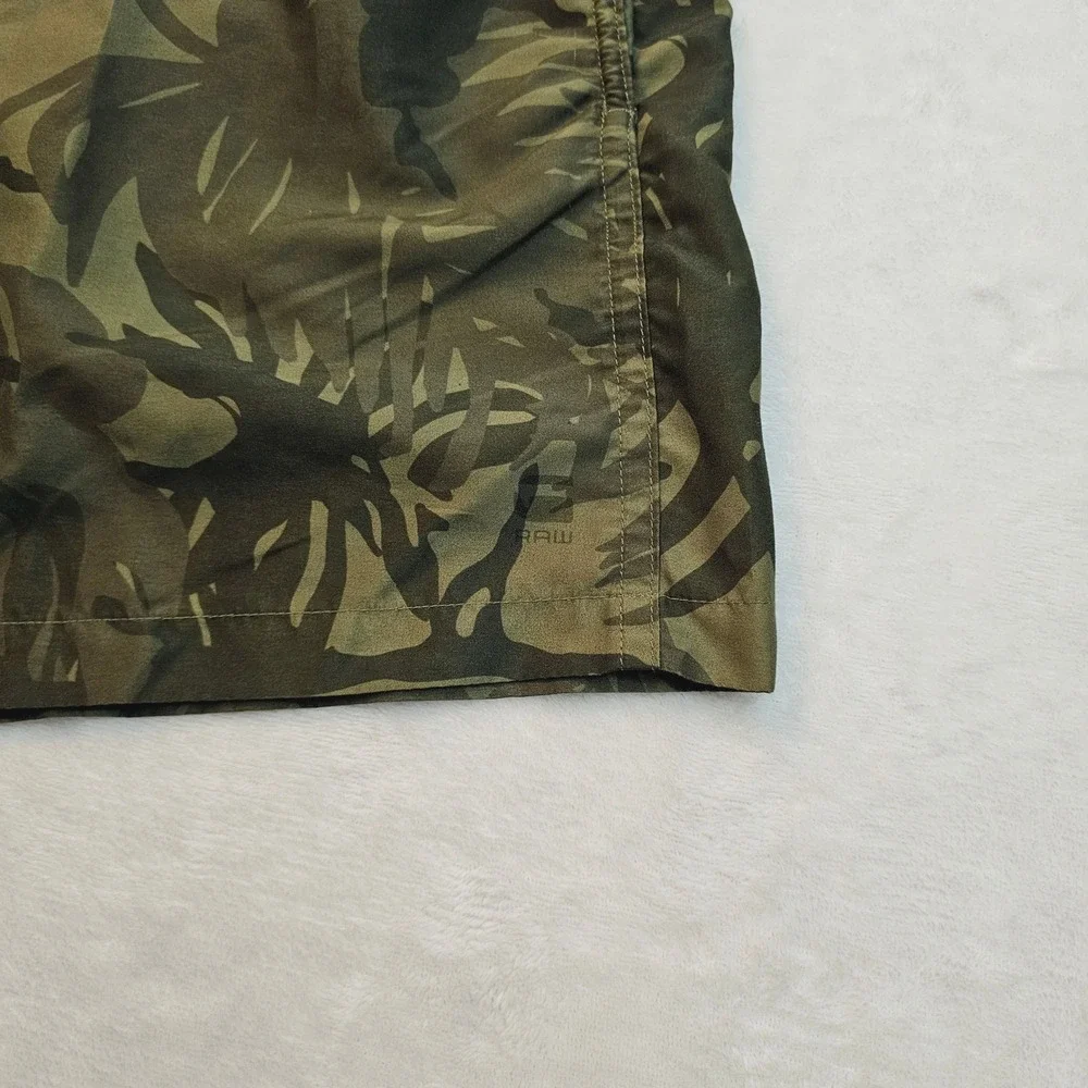 G-Star Raw Swim‎ Shorts Mens M Green Camo Dirik Cord Tropical Leaf Board Shorts